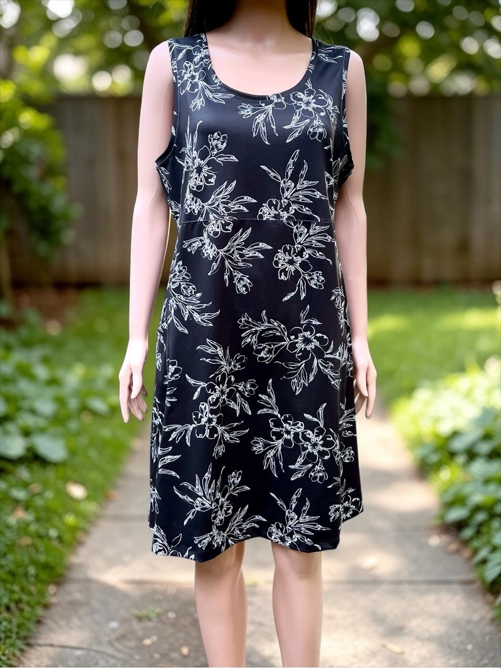 L.L.Bean Boundless Dress Large Black White Floral Sleeveless Pocket Stretch Midi